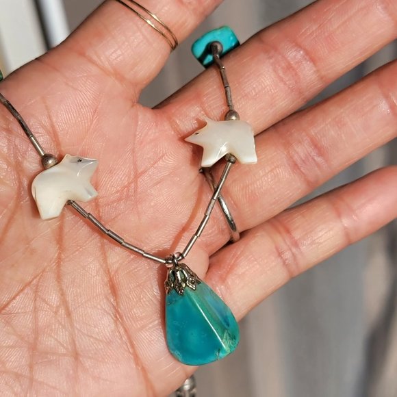 Absolutely stunning handmade Native American sterling silver, MOP bears, turquoi - Picture 4 of 14